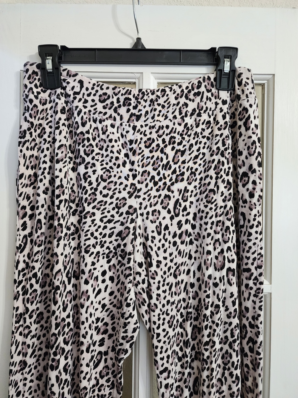 Soma Leopard Print Lounge Pajama Pants Medium Soft Stretch - Picture 5 of 10
